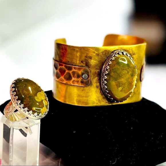 Unakite Stone Mix Metal Hand Hammered Stylish Custom Cuff Bracelet NEW - Picture 4 of 5